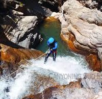 Le canyoning : une idée audacieuse de sortie en famille