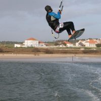 Faire ses premiers pas dans le monde du kitesurf